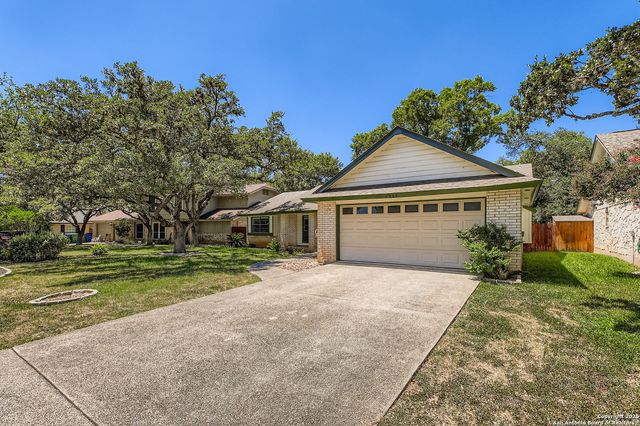 2807 Bee Cave St, San Antonio, TX 78231