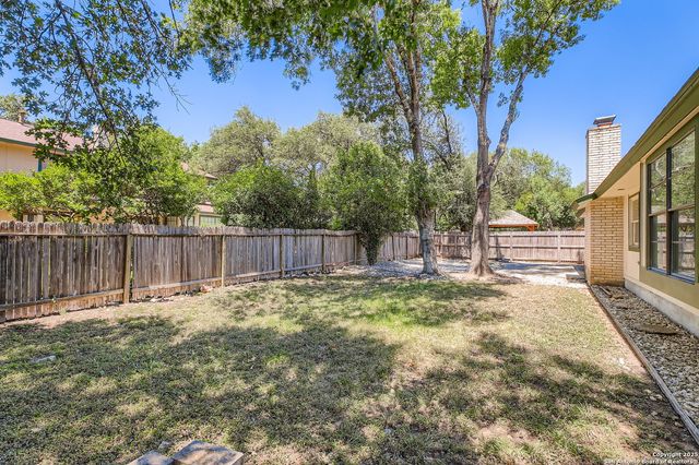 2807 Bee Cave St, San Antonio, TX 78231
