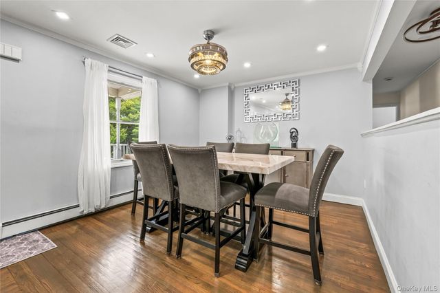 4478 Express Drive S, Ronkonkoma, NY 11779
