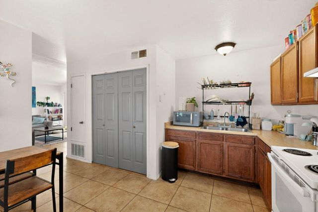 4720 Opal Drive NE, Rio Rancho, NM 87124