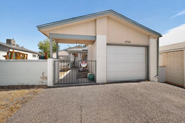 4720 Opal Drive NE, Rio Rancho, NM 87124
