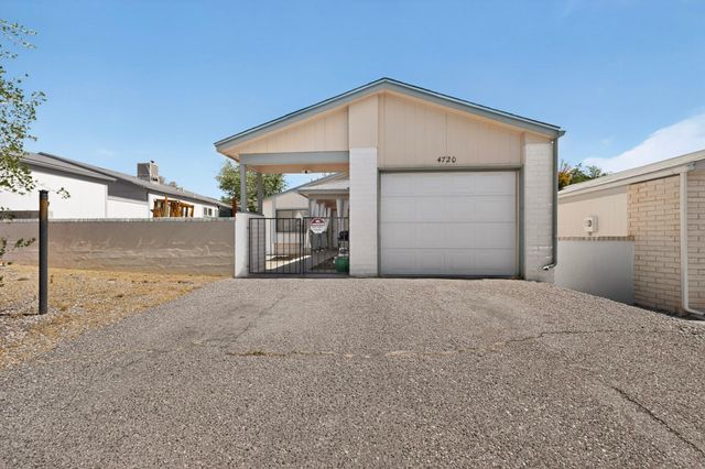 4720 Opal Drive NE, Rio Rancho, NM 87124