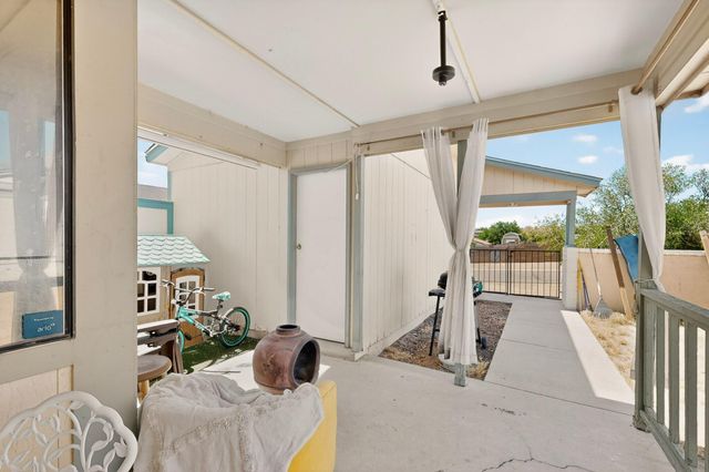 4720 Opal Drive NE, Rio Rancho, NM 87124