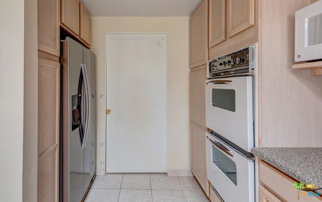 1533 E Canyon Estates Drive, Palm Springs, CA 92264