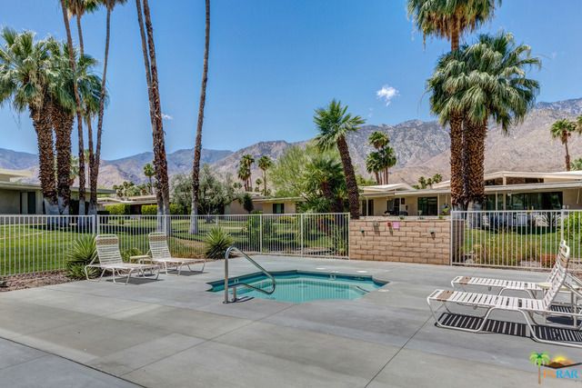 1533 E Canyon Estates Drive, Palm Springs, CA 92264