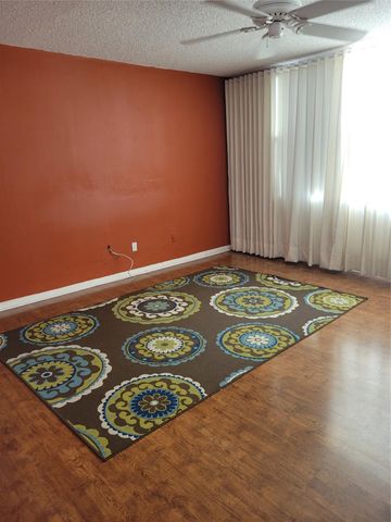 3671 Environ Boulevard 468, Lauderhill, FL 33319