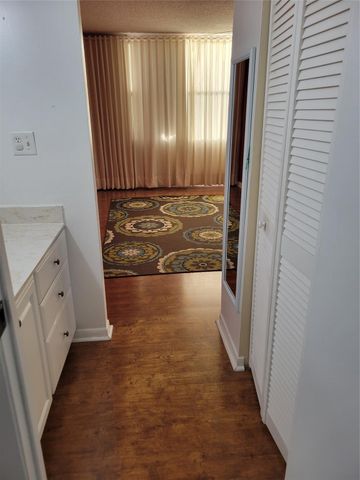 3671 Environ Boulevard 468, Lauderhill, FL 33319