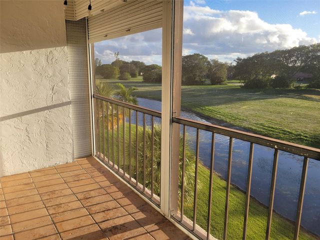 3671 Environ Boulevard 468, Lauderhill, FL 33319