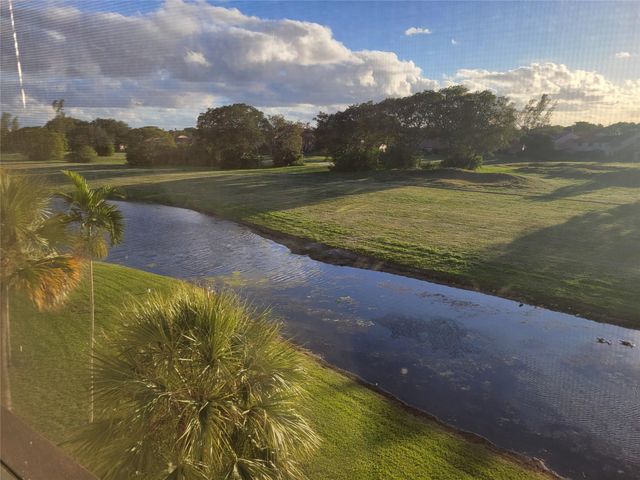 3671 Environ Boulevard 468, Lauderhill, FL 33319