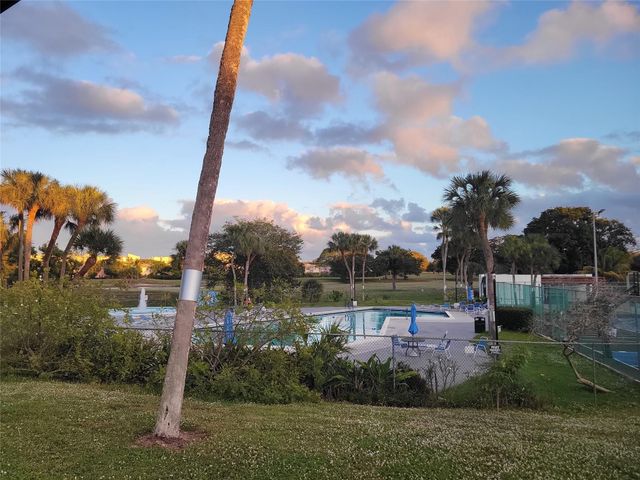 3671 Environ Boulevard 468, Lauderhill, FL 33319