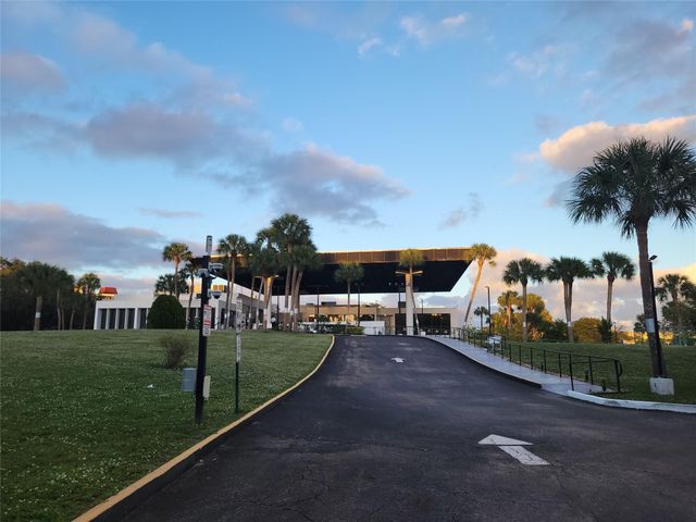 3671 Environ Boulevard 468, Lauderhill, FL 33319