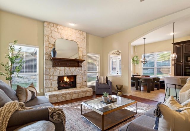 908 Hollowbrook Circle, Mckinney, TX 75072