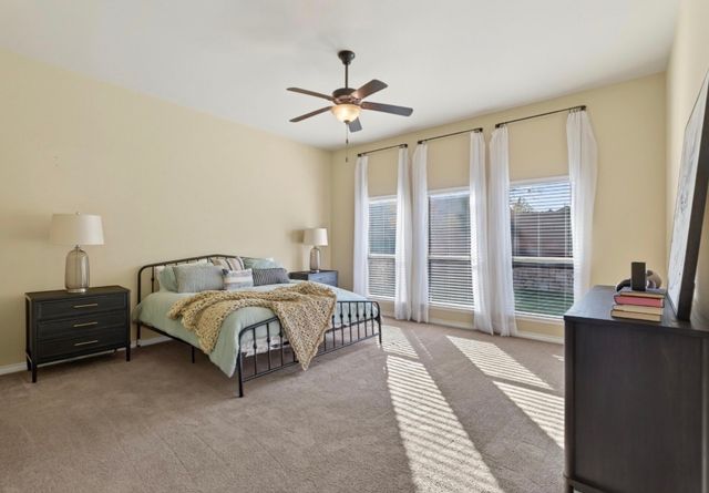 908 Hollowbrook Circle, Mckinney, TX 75072