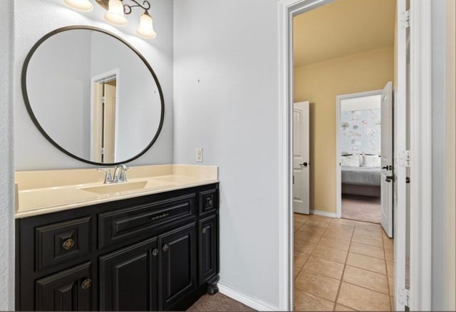 908 Hollowbrook Circle, Mckinney, TX 75072