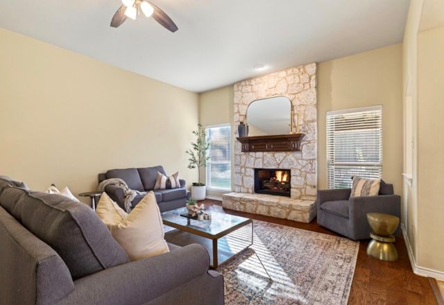 908 Hollowbrook Circle, Mckinney, TX 75072