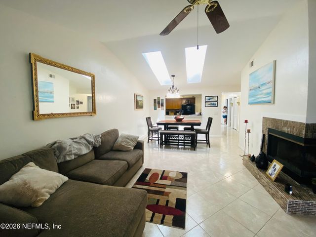 2280 IRONSTONE Drive, Jacksonville, FL 32246