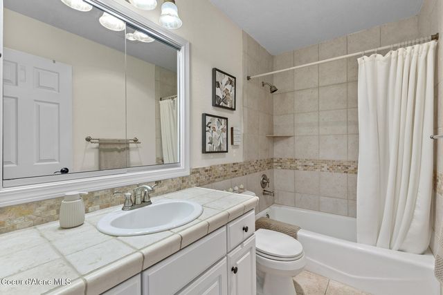 695 N McDonald CT, Post Falls, ID 83854