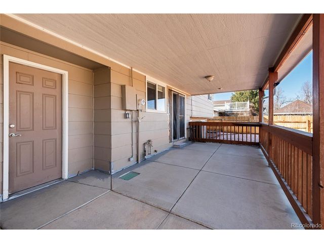 2118 S Mobile Way, Aurora, CO 80013