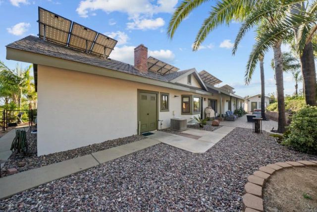 1674 Baja Vista Drive, Fallbrook, CA 92028
