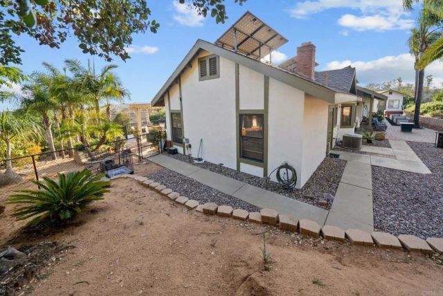 1674 Baja Vista Drive, Fallbrook, CA 92028