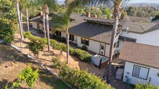 1674 Baja Vista Drive, Fallbrook, CA 92028