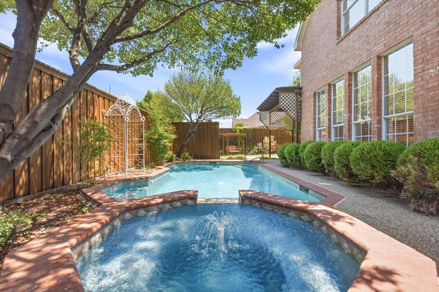 4309 Mckavett Drive, Plano, TX 75024