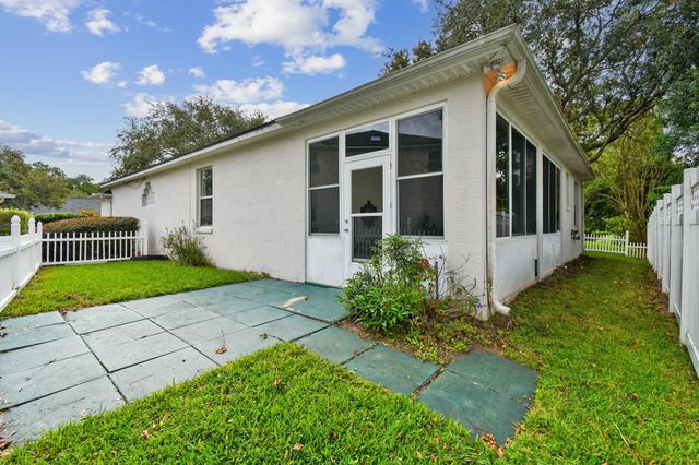581 Boxwood Pl, St Augustine, FL 32086