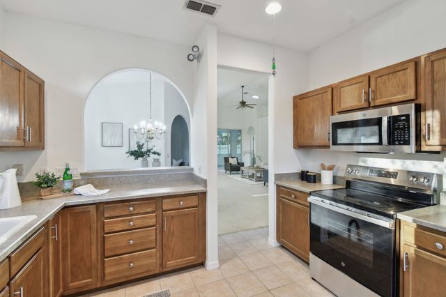 581 Boxwood Pl, St Augustine, FL 32086