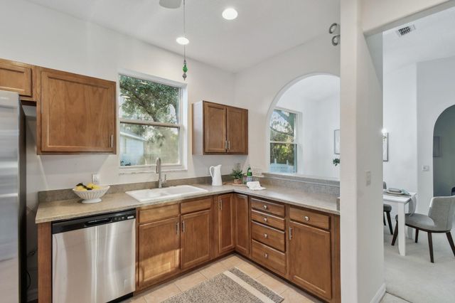 581 Boxwood Pl, St Augustine, FL 32086