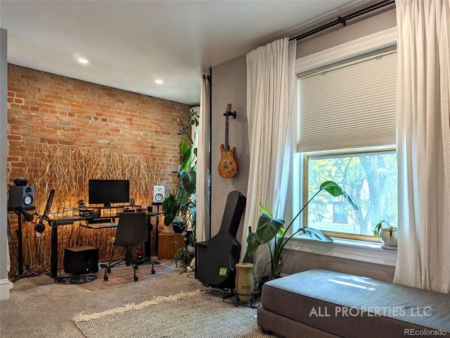 2753 Champa Street, Denver, CO 80205