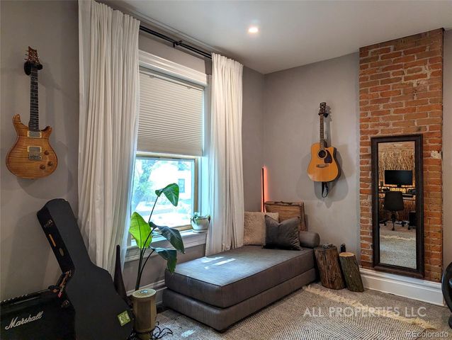 2753 Champa Street, Denver, CO 80205