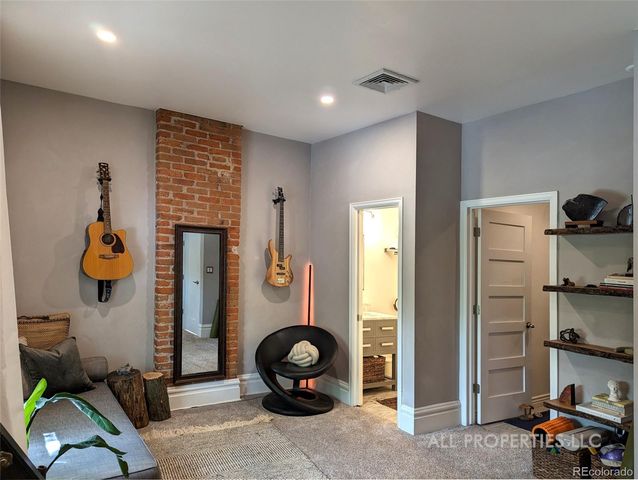 2753 Champa Street, Denver, CO 80205