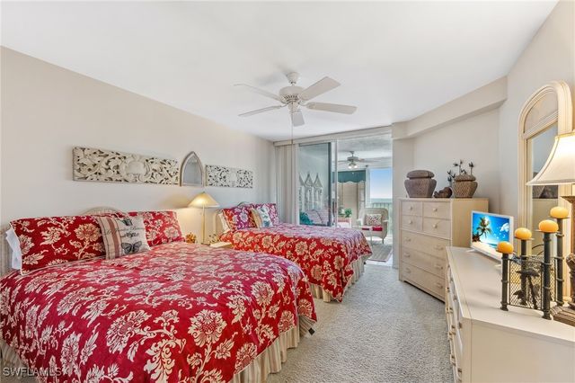 6361 Pelican Bay BLVD 605, Naples, FL 34108