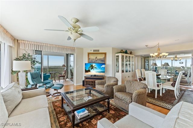 6361 Pelican Bay BLVD 605, Naples, FL 34108