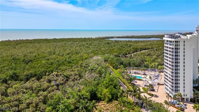 6361 Pelican Bay BLVD 605, Naples, FL 34108