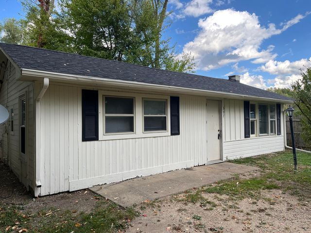 307 Della Street, Portage City, MI 49002