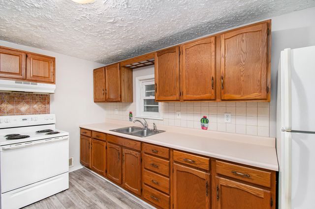 307 Della Street, Portage City, MI 49002