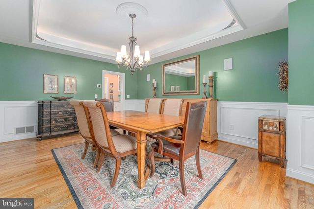 1052 CEDAR MILL LN, West Chester, PA 19382