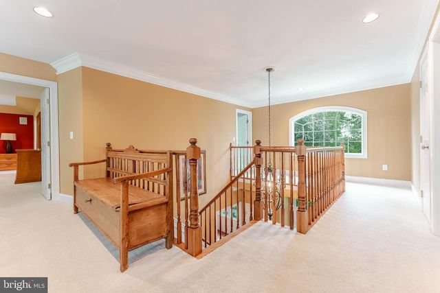 1052 CEDAR MILL LN, West Chester, PA 19382