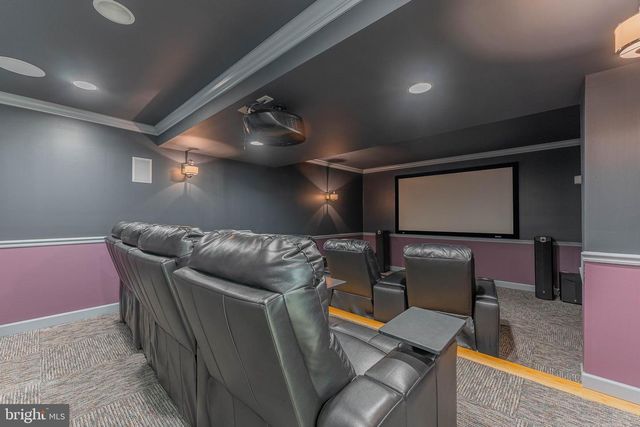 1052 CEDAR MILL LN, West Chester, PA 19382