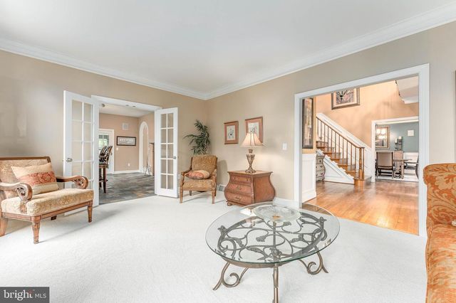 1052 CEDAR MILL LN, West Chester, PA 19382