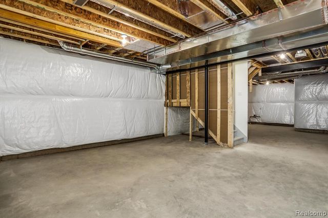 2344 Provencal Drive, Commerce Twp, MI 48382