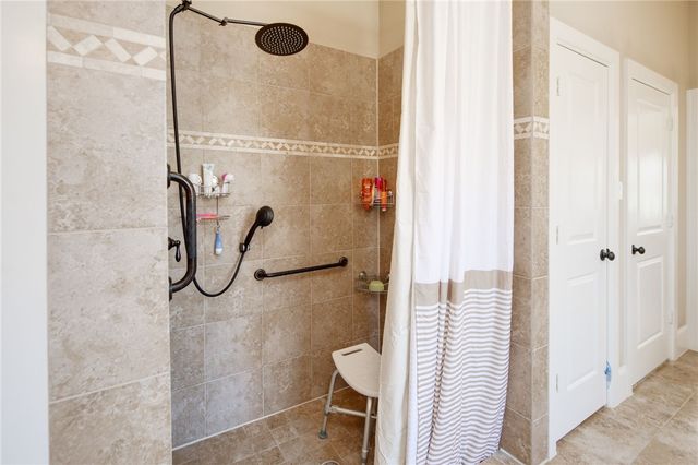 4318 Hadleigh Lane, College Station, TX 77845