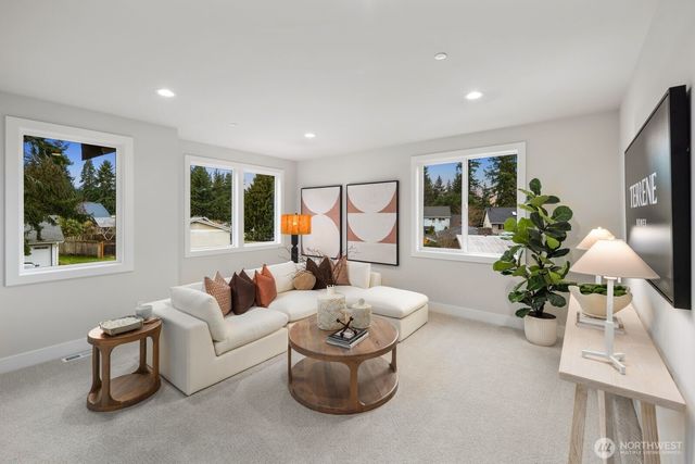 1246 169th PL NE, Bellevue, WA 98008