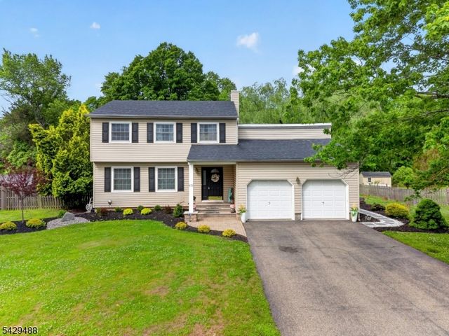 615 Van Liew Ct, Hillsborough Twp., NJ 08844