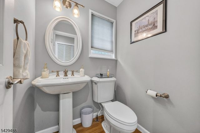 615 Van Liew Ct, Hillsborough Twp., NJ 08844