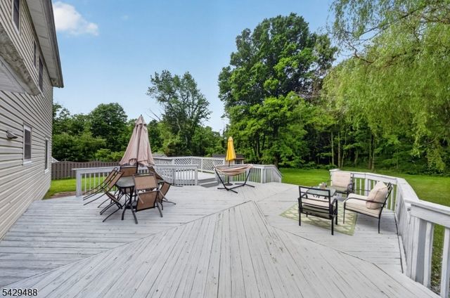 615 Van Liew Ct, Hillsborough Twp., NJ 08844