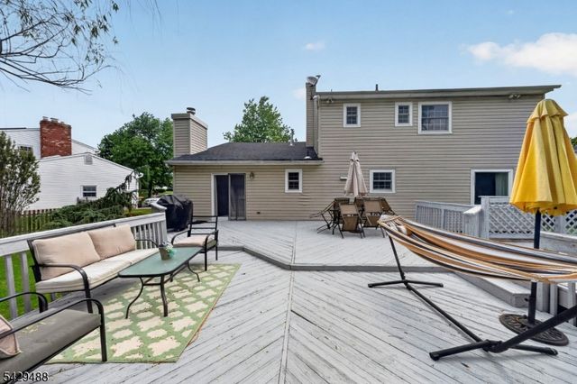 615 Van Liew Ct, Hillsborough Twp., NJ 08844