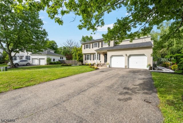 615 Van Liew Ct, Hillsborough Twp., NJ 08844
