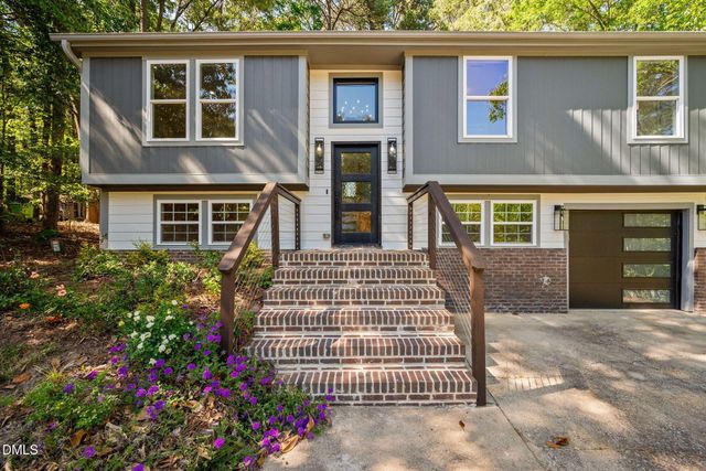 313 Crown Oaks Drive, Raleigh, NC 27615